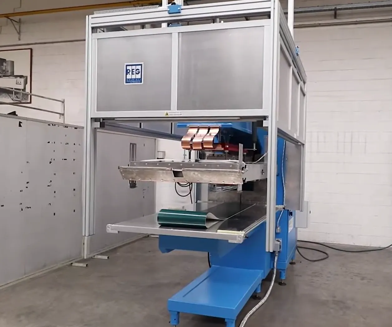 Automation and High-Frequency Welding Machines: From Manual to Industrial Automation